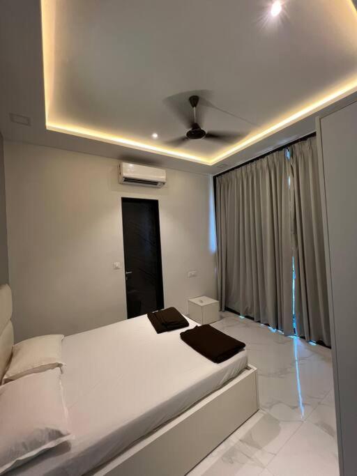 Stayhaven Starmount 4Bhk & Pool 뭄바이 외부 사진